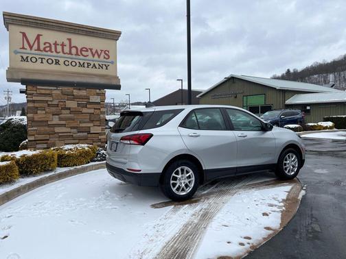 2022 Chevrolet Equinox LS