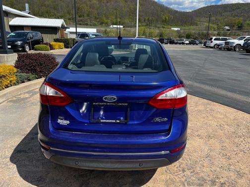 Ruby Red Metallic Tinted Clearcoat 2015 Ford Fiesta Titanium