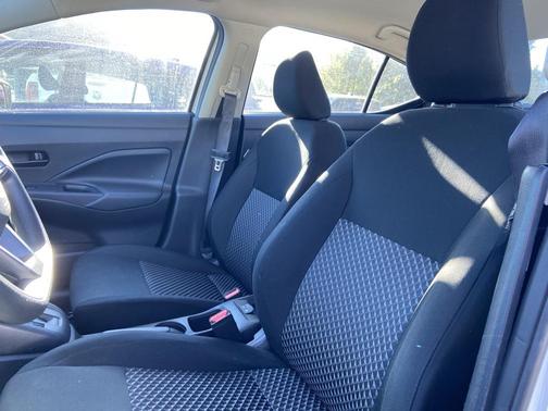 2024 Nissan Versa 1.6 S
