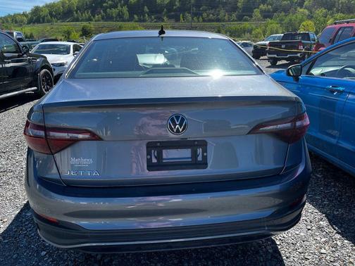 Platinum Gray Metallic 2024 Volkswagen Jetta 1.5T S