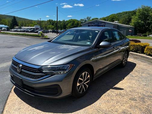 Platinum Gray Metallic 2024 Volkswagen Jetta 1.5T S