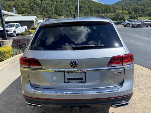 2022 Volkswagen Atlas 3.6L SE w/Technology