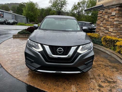 Gun Metallic 2018 Nissan Rogue S