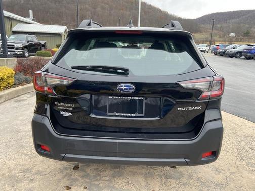 2023 Subaru Outback Base
