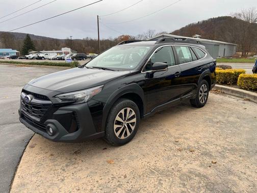 2023 Subaru Outback Base