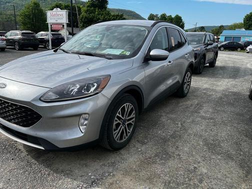 Silver Metallic 2021 Ford Escape SEL