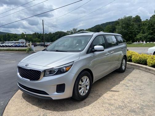 2018 Kia Sedona L