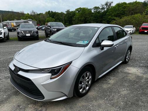 Classic Silver Metallic 2024 Toyota Corolla LE