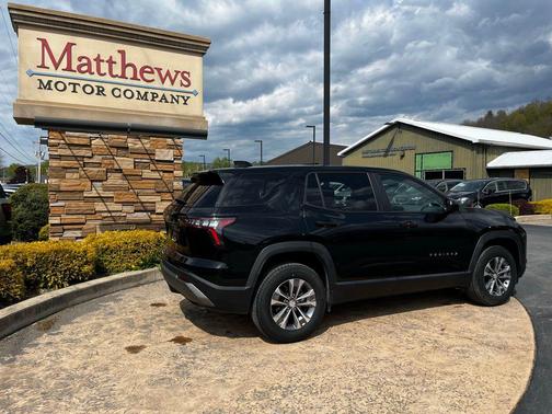 Mosaic Black Metallic 2025 Chevrolet Equinox 1LT