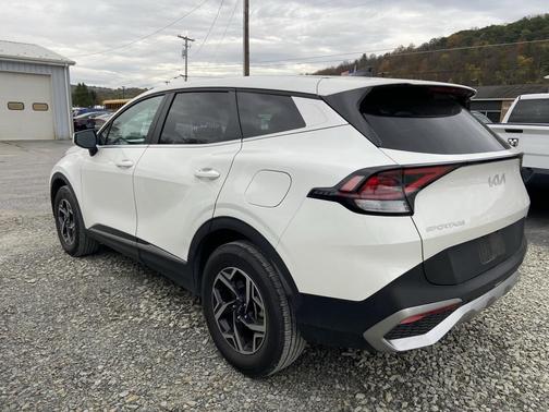 2024 Kia Sportage LX