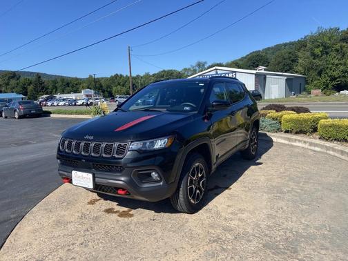 2024 Jeep Compass Trailhawk