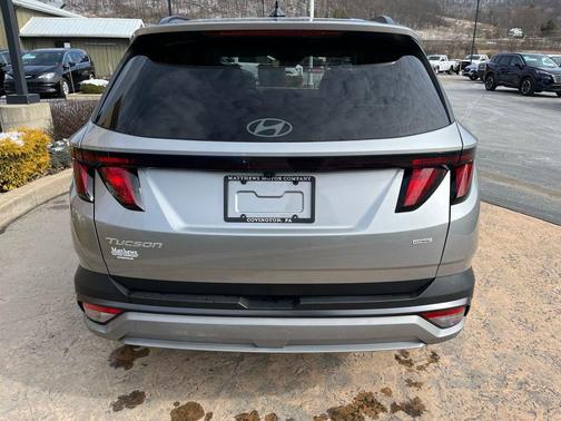 2025 Hyundai TUCSON SEL