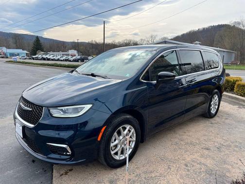 Fathom Blue Pearlcoat 2025 Chrysler Pacifica L