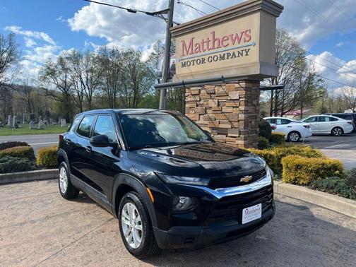 Mosaic Black Metallic 2022 Chevrolet Trailblazer LS