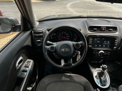 Titanium Gray 2018 Kia Soul +
