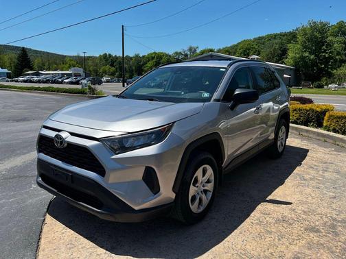 Silver Sky Metallic 2020 Toyota RAV4 LE
