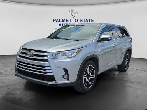 Gray 2018 Toyota Highlander LE Plus