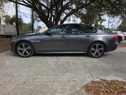 2018 Jaguar XF 25t R-Sport