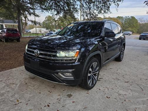 2019 Volkswagen Atlas 3.6L SEL Premium