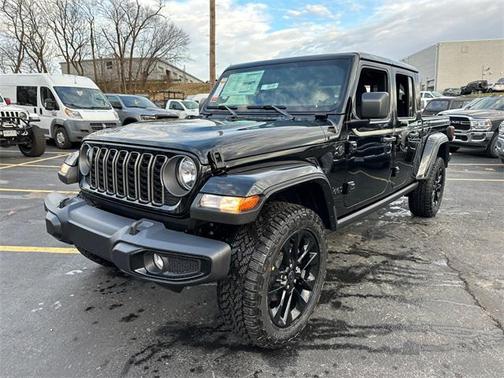 2025 Jeep Gladiator Nighthawk