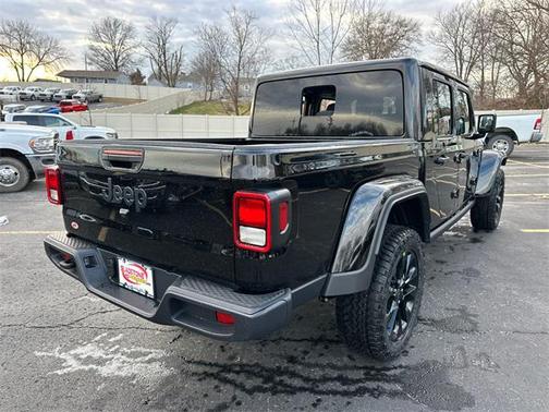 2025 Jeep Gladiator Nighthawk
