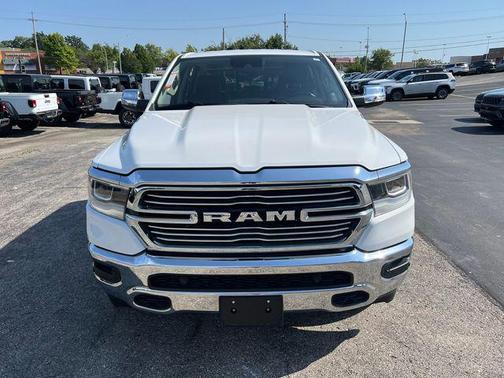 Bright White Clearcoat 2022 RAM 1500 Laramie