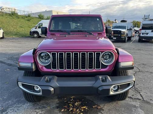 2024 Jeep Wrangler 4-Door Sahara 4x4