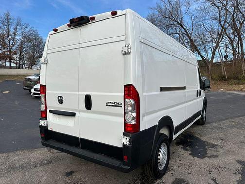 2025 RAM ProMaster 2500 Tradesman