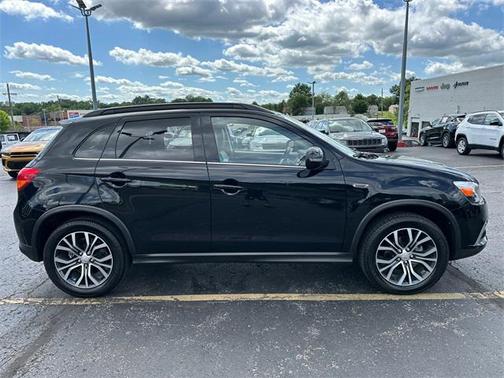 2017 Mitsubishi Outlander Sport 2.4 SEL