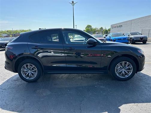 2024 Alfa Romeo Stelvio Sprint AWD
