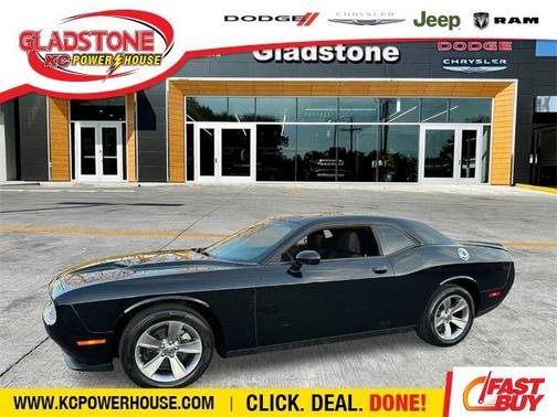 2022 Dodge Challenger SXT