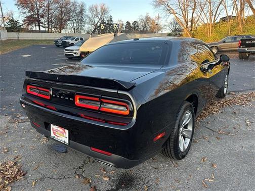 2022 Dodge Challenger SXT