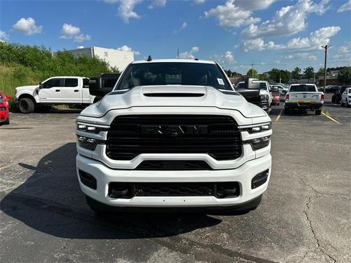 2025 RAM 2500 Laramie Crew Cab 4x4 6'4' Box