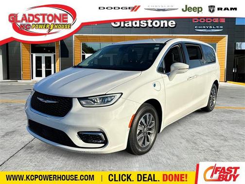 2022 Chrysler Pacifica Hybrid Touring L