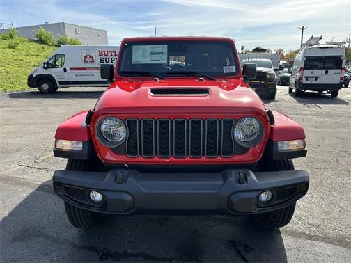 2025 Jeep Gladiator Sport S