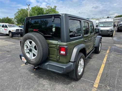 2022 Jeep Wrangler Unlimited Sport
