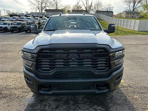 2025 RAM 2500 Tradesman Crew Cab 4x4 6'4' Box