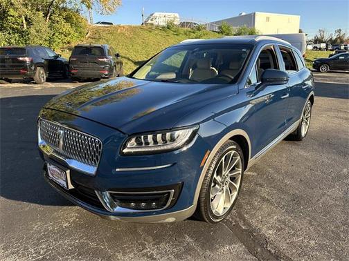 2019 Lincoln Nautilus Reserve