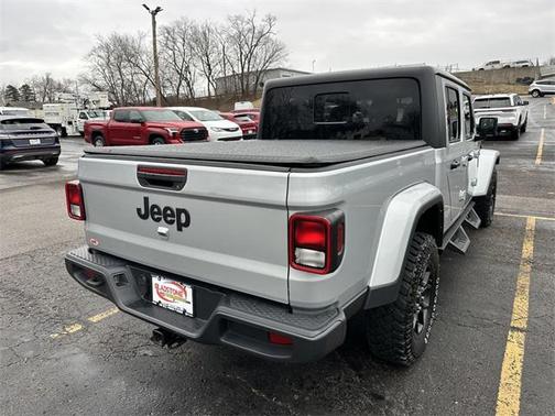 2023 Jeep Gladiator Sport S