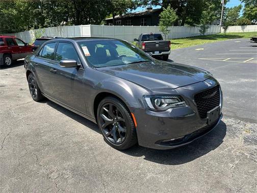 2022 Chrysler 300 S