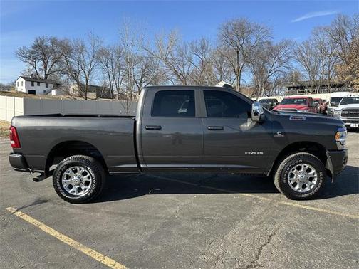 2024 RAM 2500 Laramie Crew Cab 4x4 6'4' Box