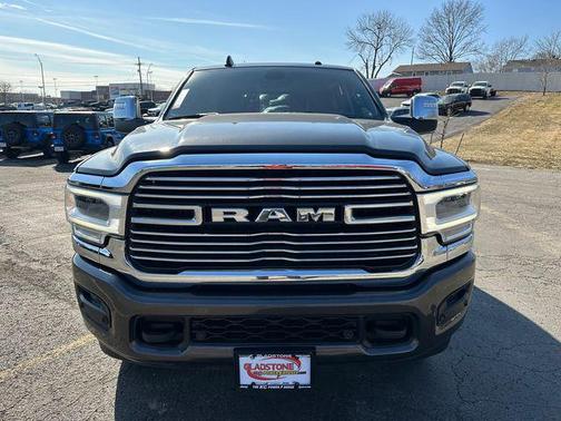 2024 RAM 2500 Laramie Crew Cab 4x4 6'4' Box