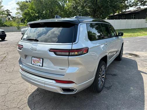 2025 Jeep Grand Cherokee L Summit Reserve