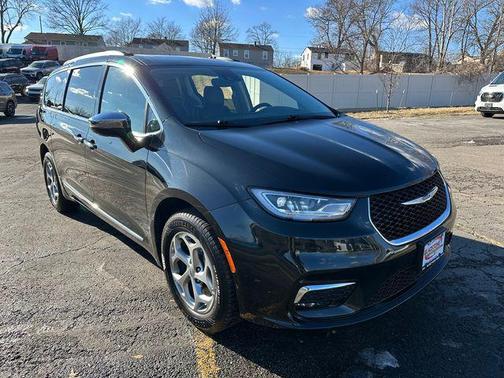 2023 Chrysler Pacifica Limited