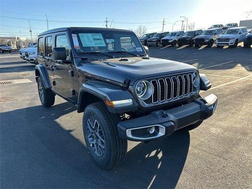 2025 Jeep Wrangler 4-Door Sahara 4x4