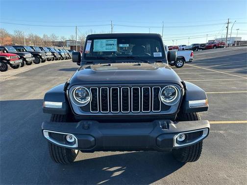 2025 Jeep Wrangler 4-Door Sahara 4x4