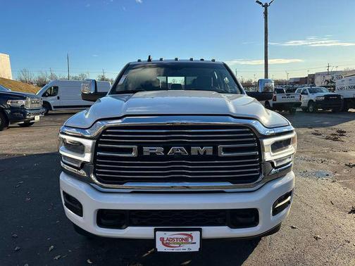 2024 RAM 2500 Laramie Crew Cab 4x4 6'4' Box