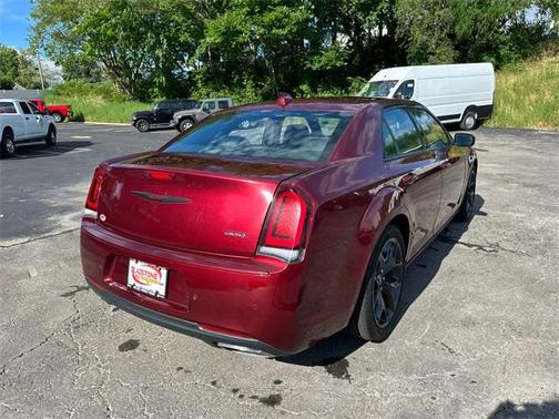 2021 Chrysler 300 S