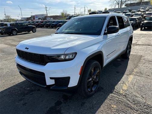 2025 Jeep Grand Cherokee L Altitude