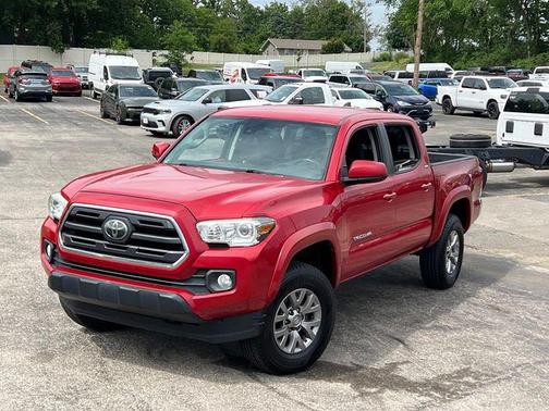 Barcelona Red Metallic 2019 Toyota Tacoma SR5